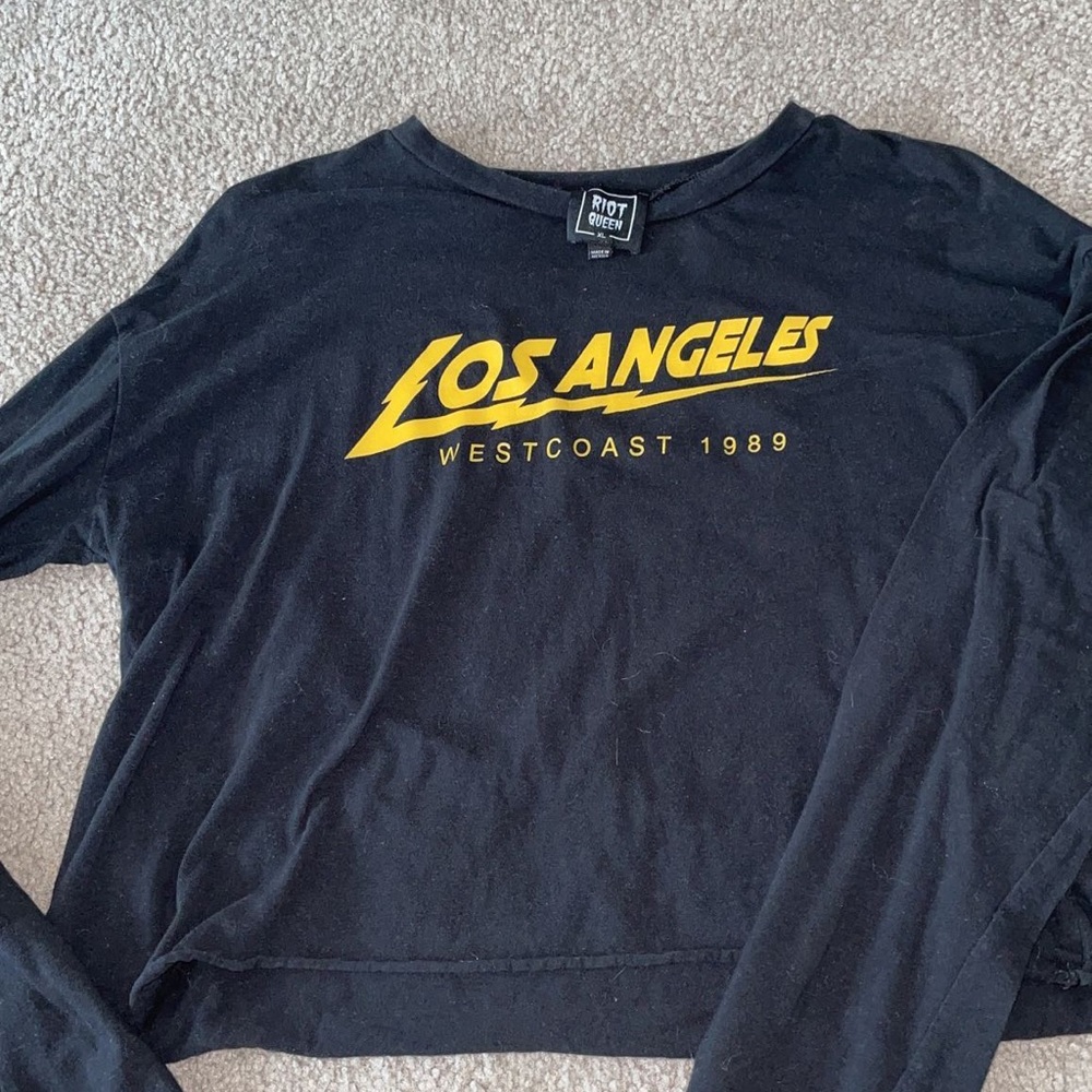 LA cropped long sleeve.
